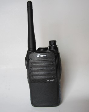 北峰對(duì)講機(jī)BF-660 超小 超炫 帶手電筒